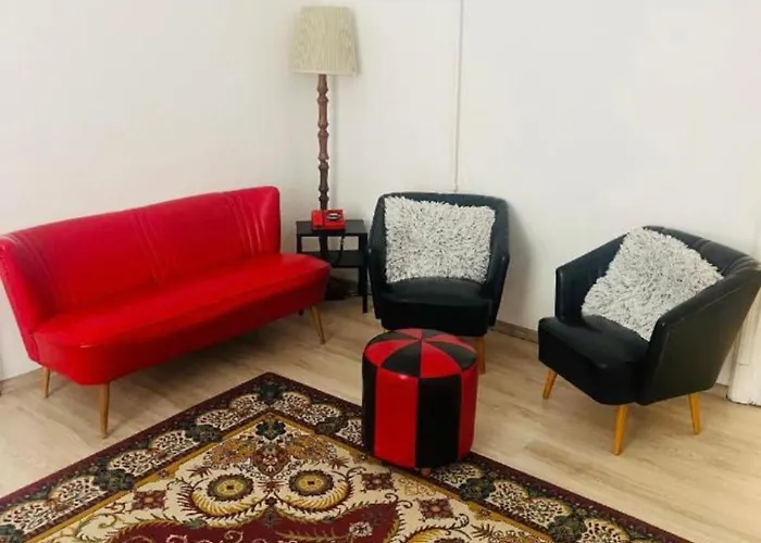 Ejjeli Majom Vandrarhem Budapest