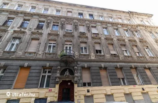 Ejjeli Majom Budapest