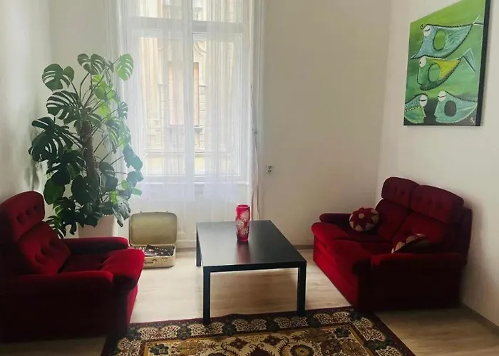 Ejjeli Majom אכסניה
